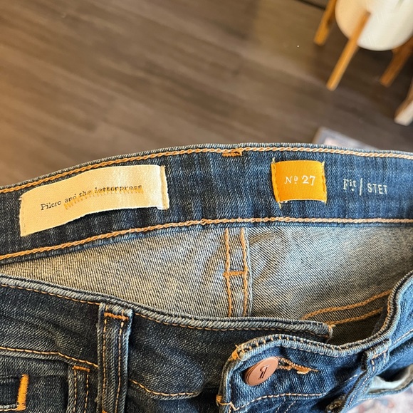 Mid rise Anthropologie jeans. Never worn, in perfect condition! - Picture 3 of 3